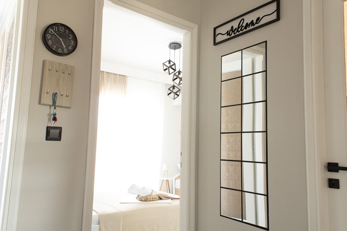Welcoming entrance hall in Kavala boho style apartment
